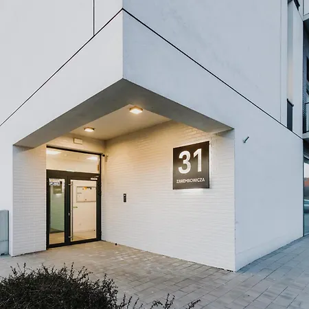 Sleep And Fly With Parking, Lotnisko, Self Check In 24-7 - - Fair Apartment Wroclaw